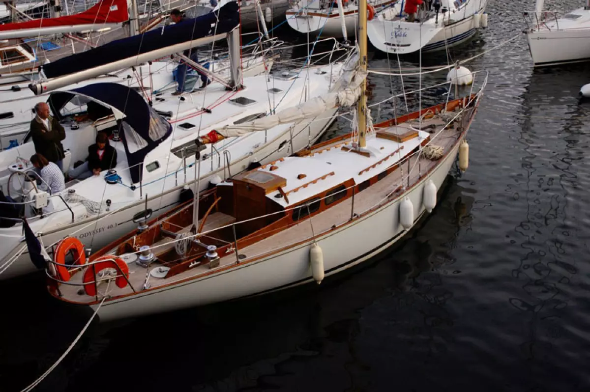 tanit-2